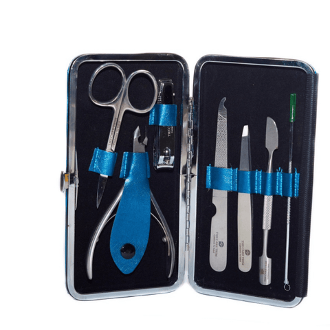 Kit de Belleza Personal de Acero Plateado por Habibi: Herramientas de Aseo Completas con Bolsa CT 126